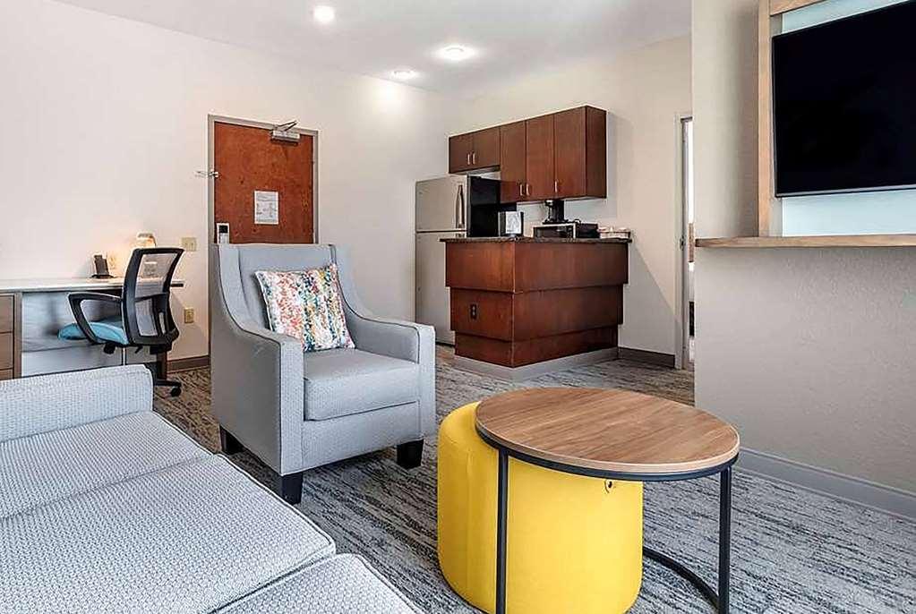 Hotel Tryp By Wyndham North I-10 Capital Circle